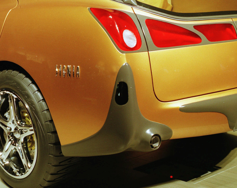 Illustration for article titled The Ten Worst Cars Ever Revealed At The Detroit Auto Show